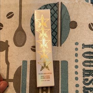 Jeffree Star liquid lipstick clout